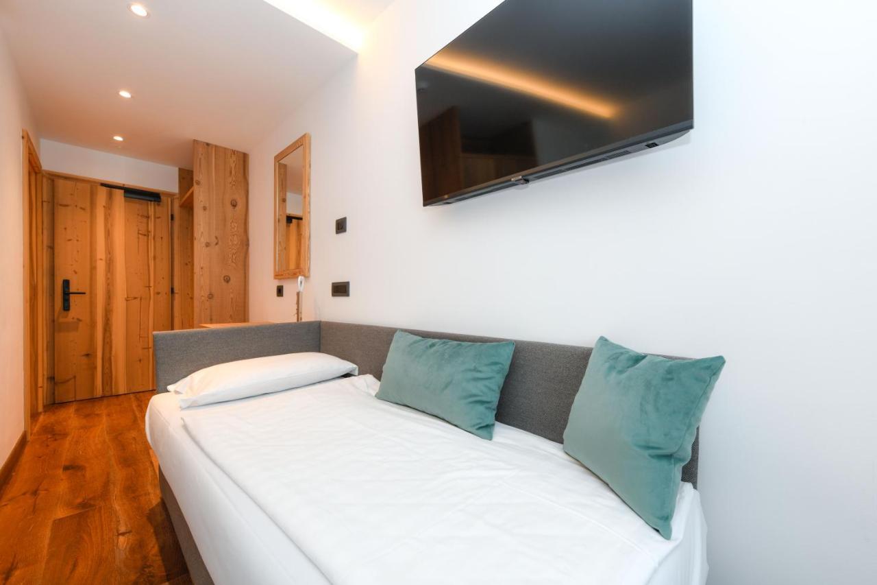Bepy Hotel Garni Giustino Zewnętrze zdjęcie
